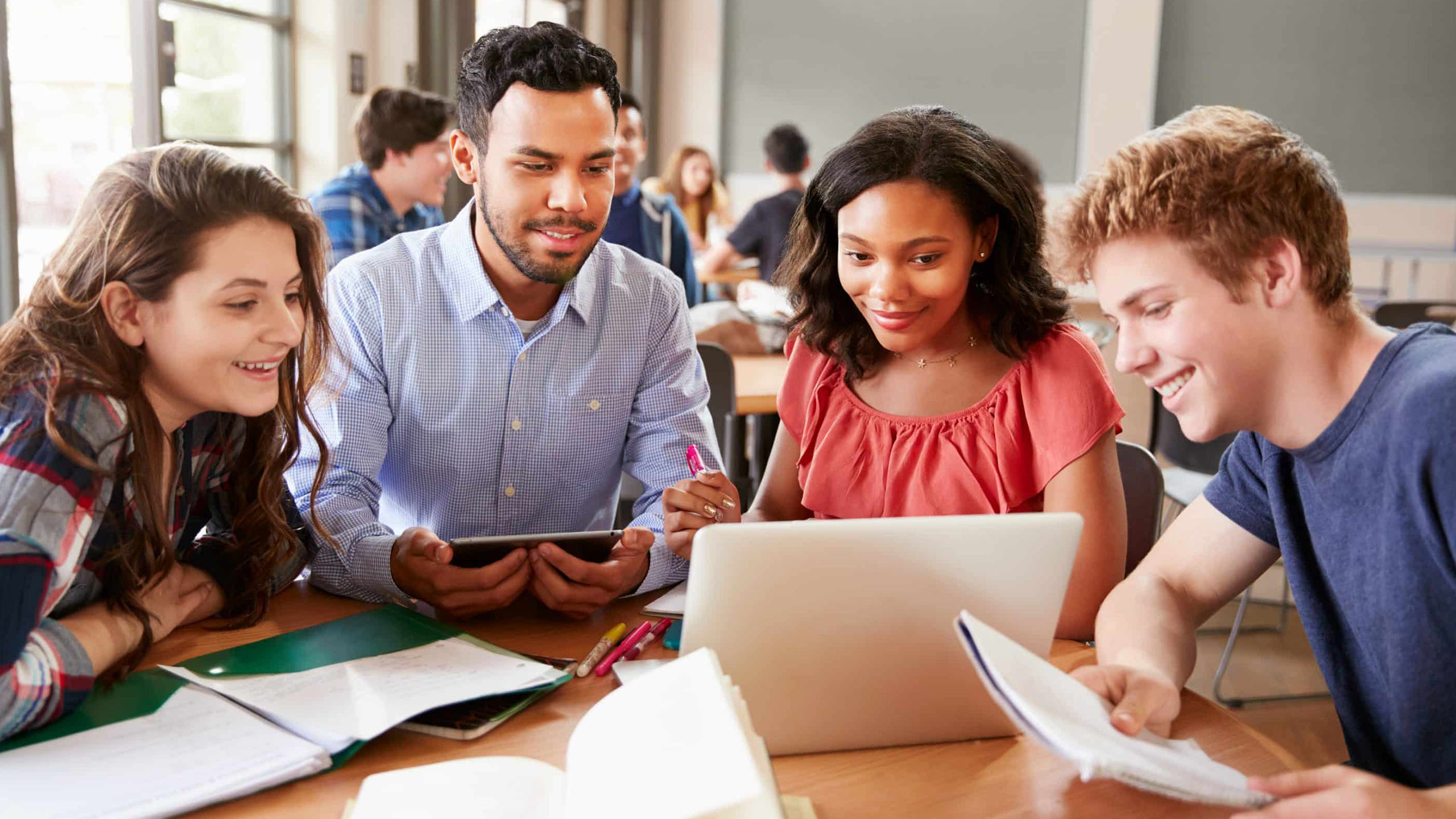 All About Blended Learning: Benefits, Challenges & Misconceptions